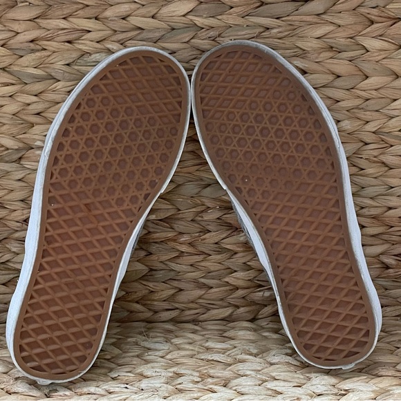 Vans Rib-Knit‎ Classic Gray Slip On Shoes - Picture 9 of 10